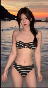 网红 呆妹小霸王 图片去衣-脱衣论坛-社区-秘密图库