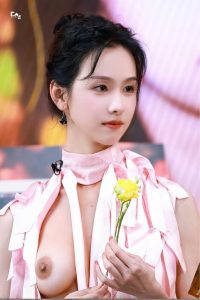 陈都灵 原图去衣-脱衣论坛-社区-秘密图库